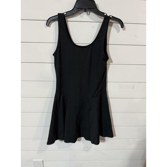 Halara Dresses & Skirts - Halara Women’s 2 Pc Athletic Set Black Skirt Tank with Shorts S
